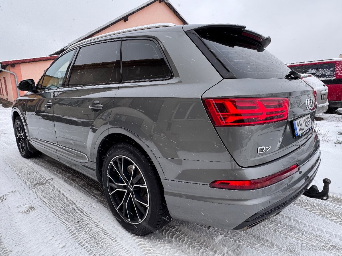 Audi Q7 - 3