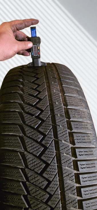 235/55/19 + 255/50/19 Continental, zimní pneumatiky. Dobírka - 3