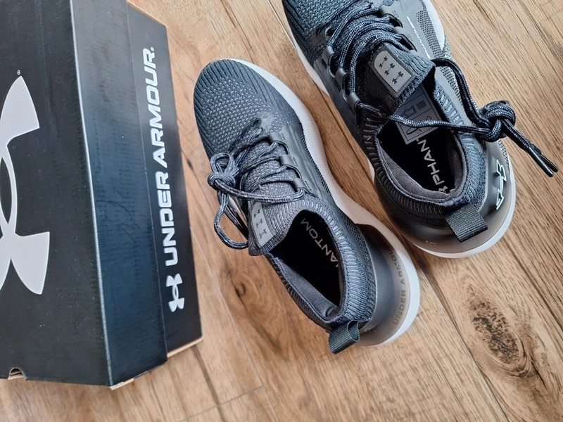Nové běžecké Under Armour Hovr Phantom 3 - 3