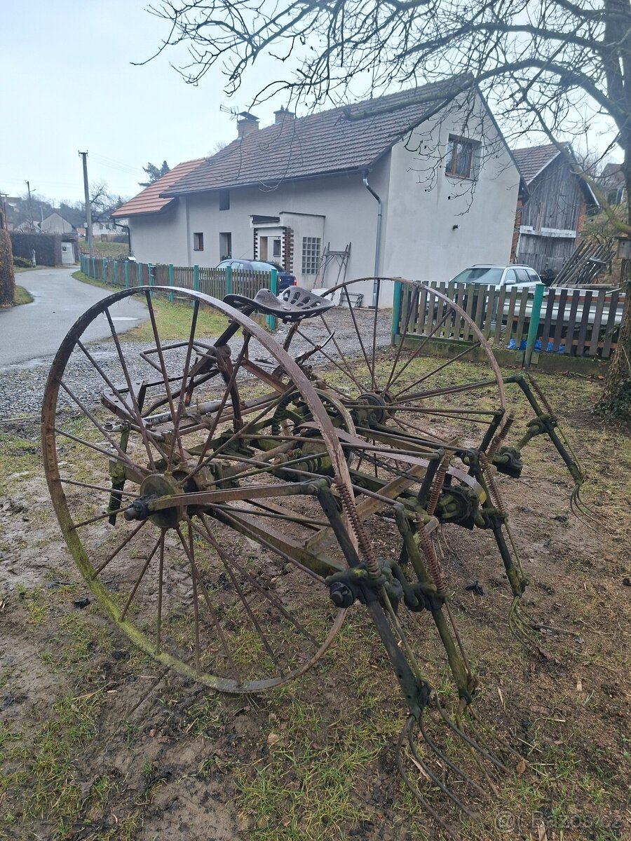 Koňský obraceč - 3