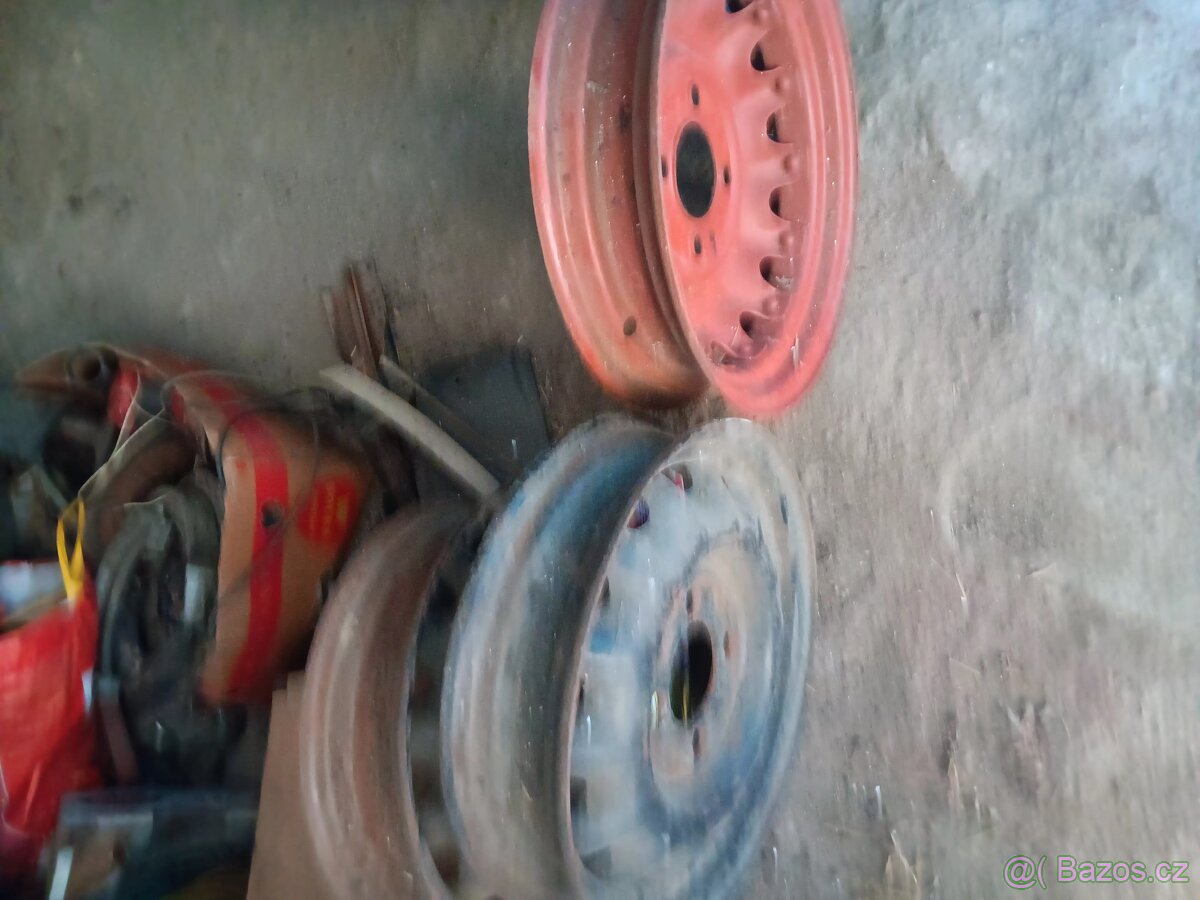 Prodám 4x disk 16 palců - 3