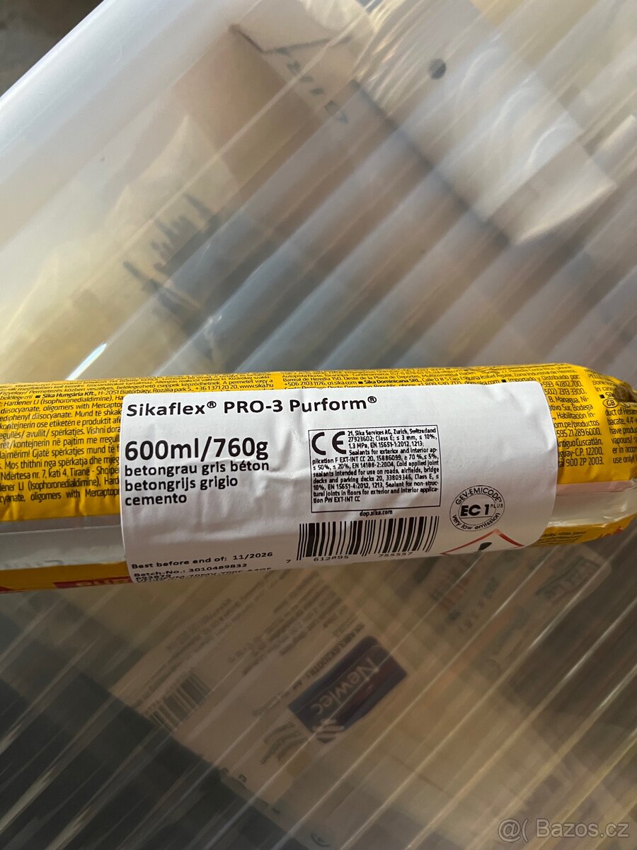 Sika Sikaflex® PRO-3 Purform - 3