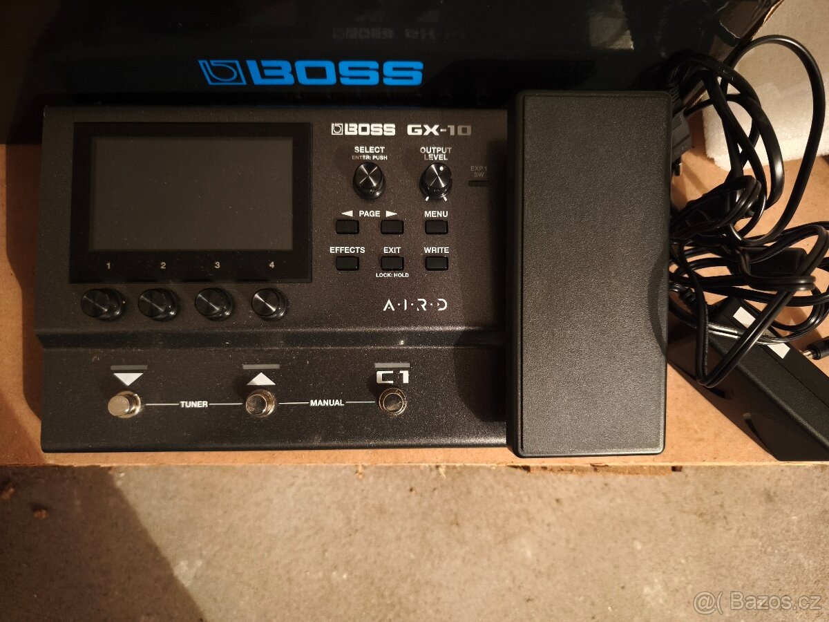 BOSS GX 10 kytarový multiefekt - 3