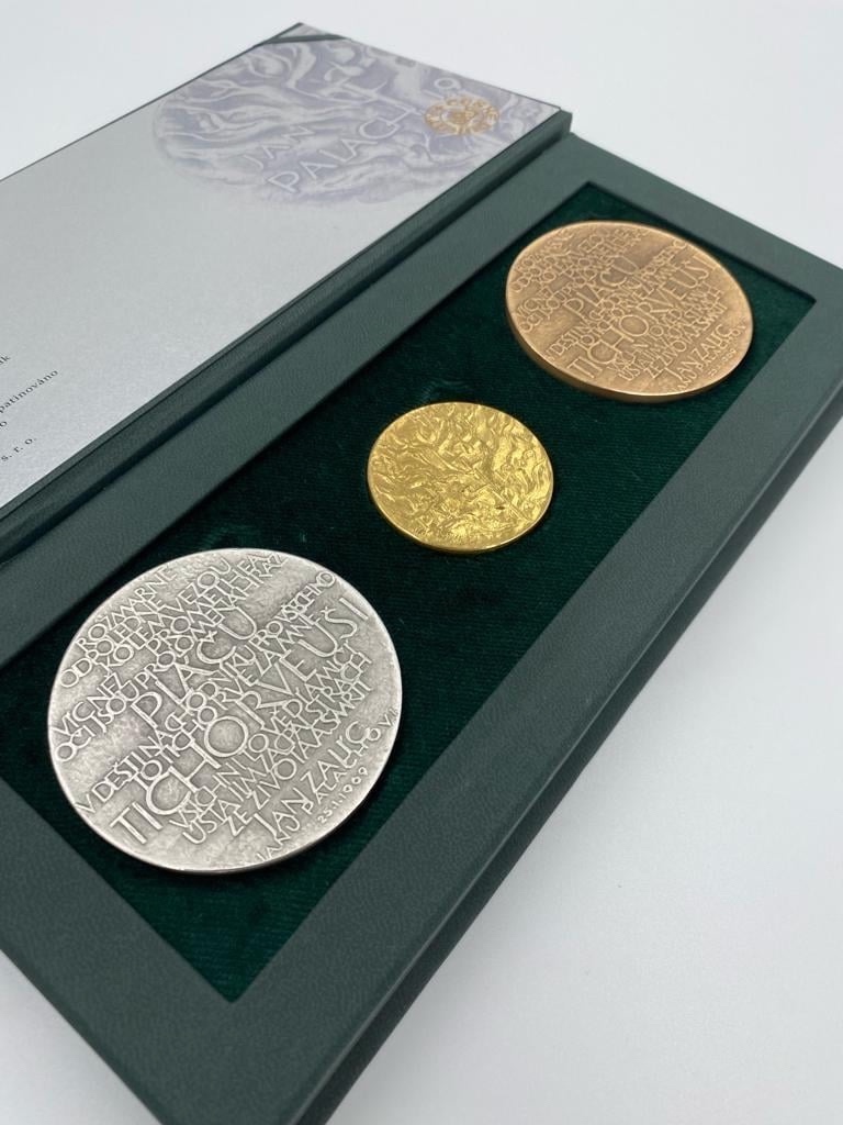 Vyprodaná trojsada Palach - 3