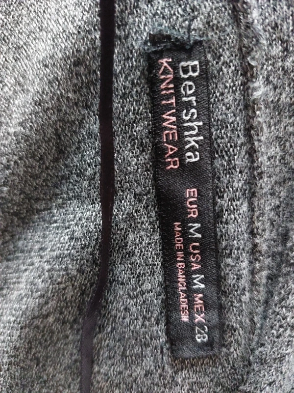 Svetřík Bershka - 3