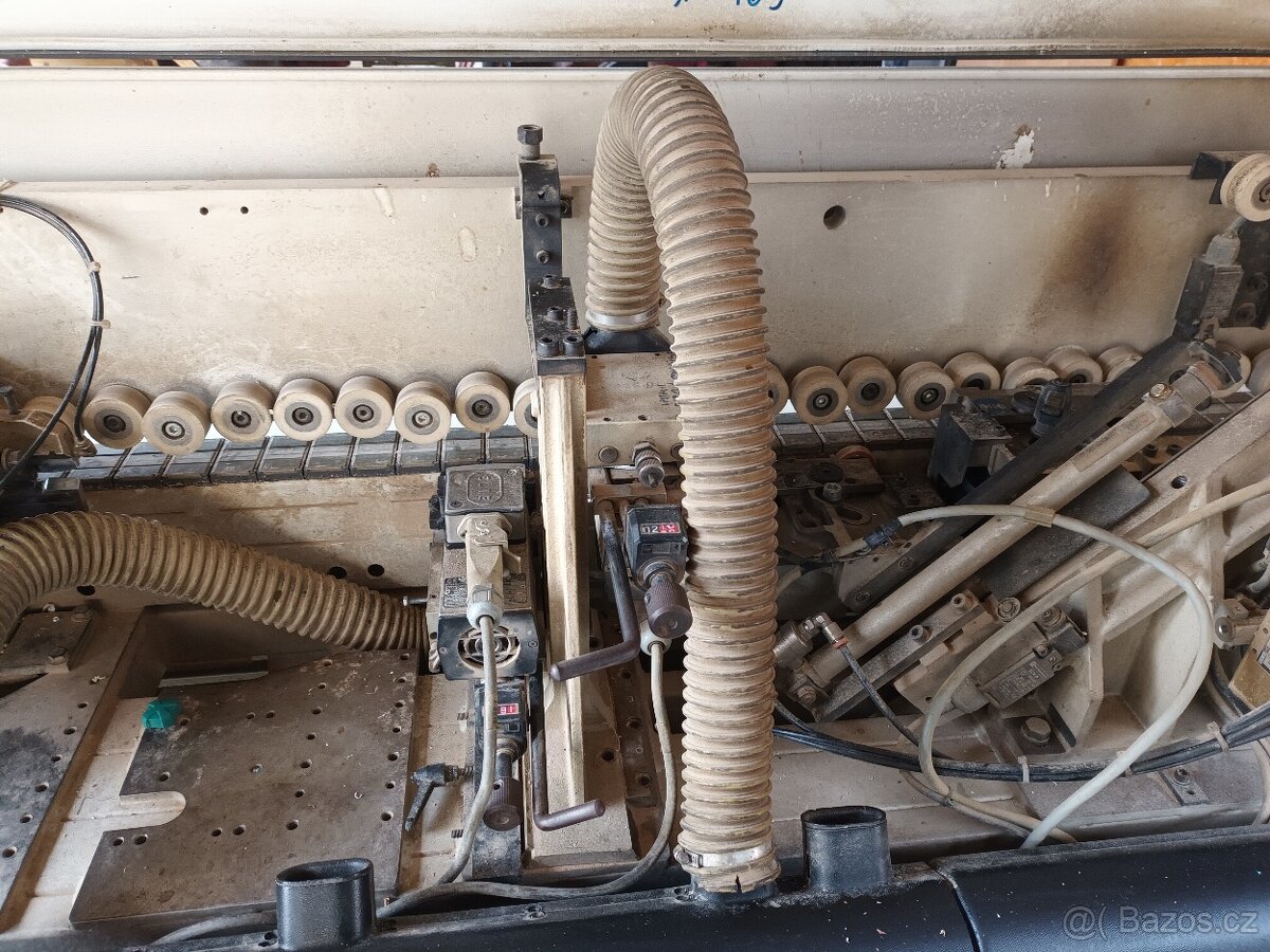 Olepovačka SCM K203E - 3