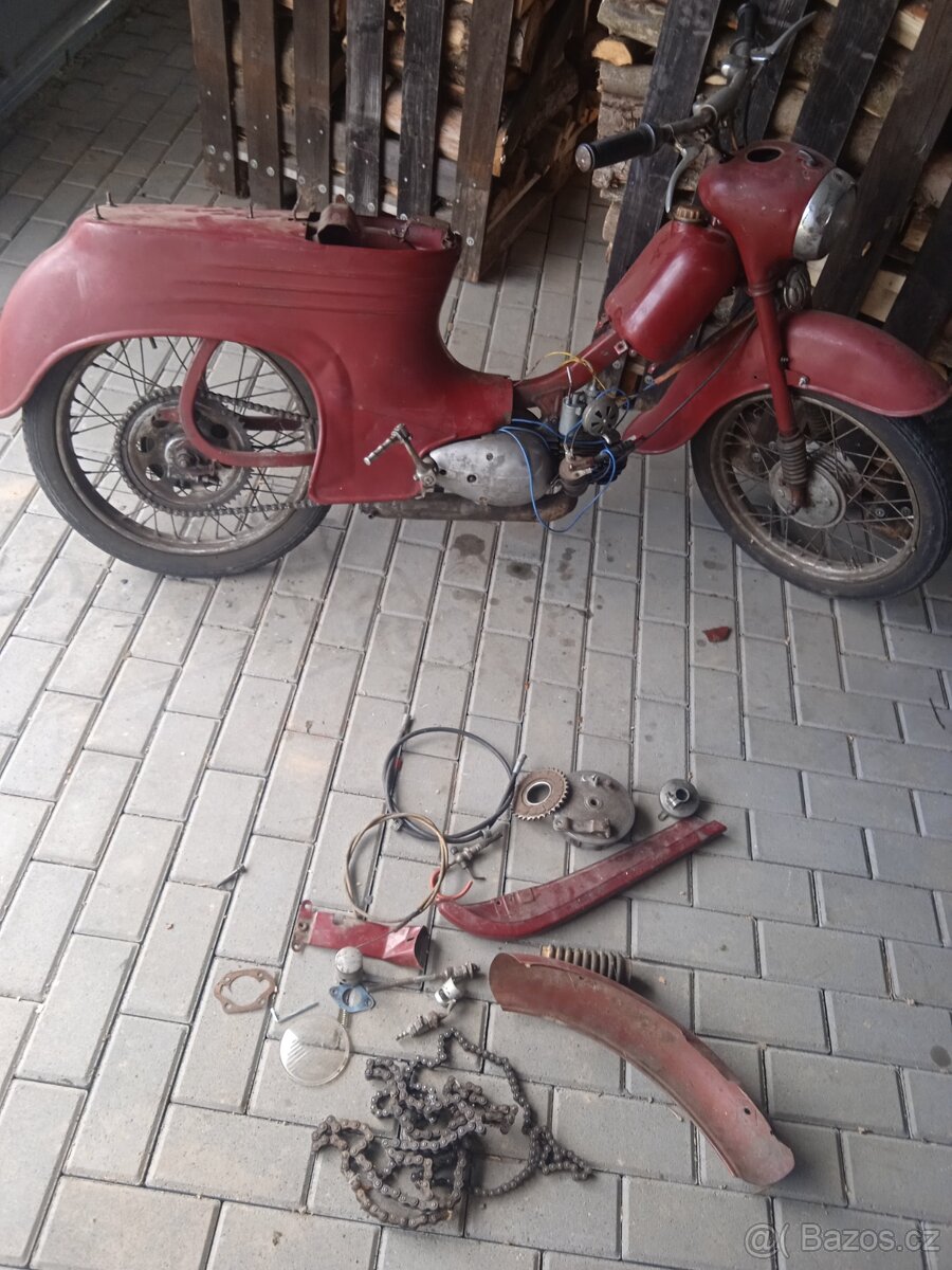 Prodám Jawa 555 - 3