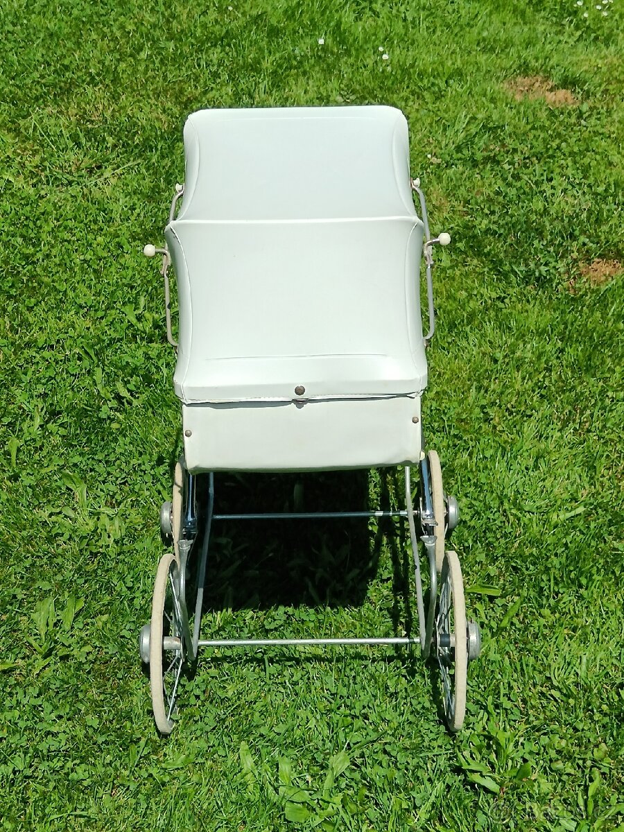 Dětský retro kočárek pro panenky - 3