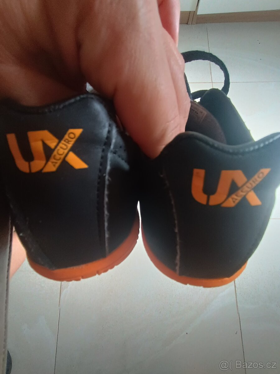 Sálovky Umbro vel.34 - 3