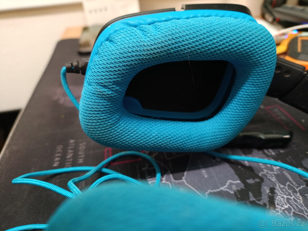 Herní sluchátka Logitech (model A-00060) – klasický herní he - 3