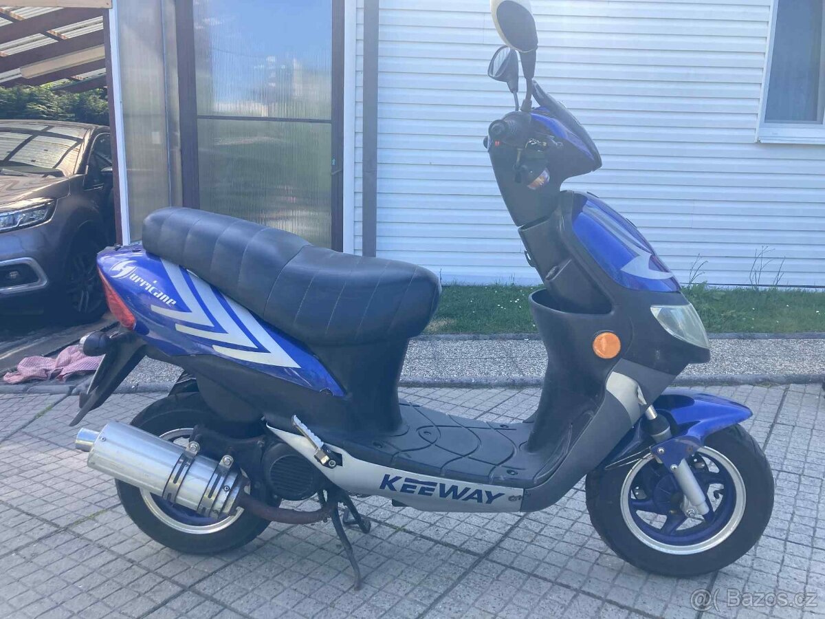 Skútr Keeway Hurricane 50 2T - 3