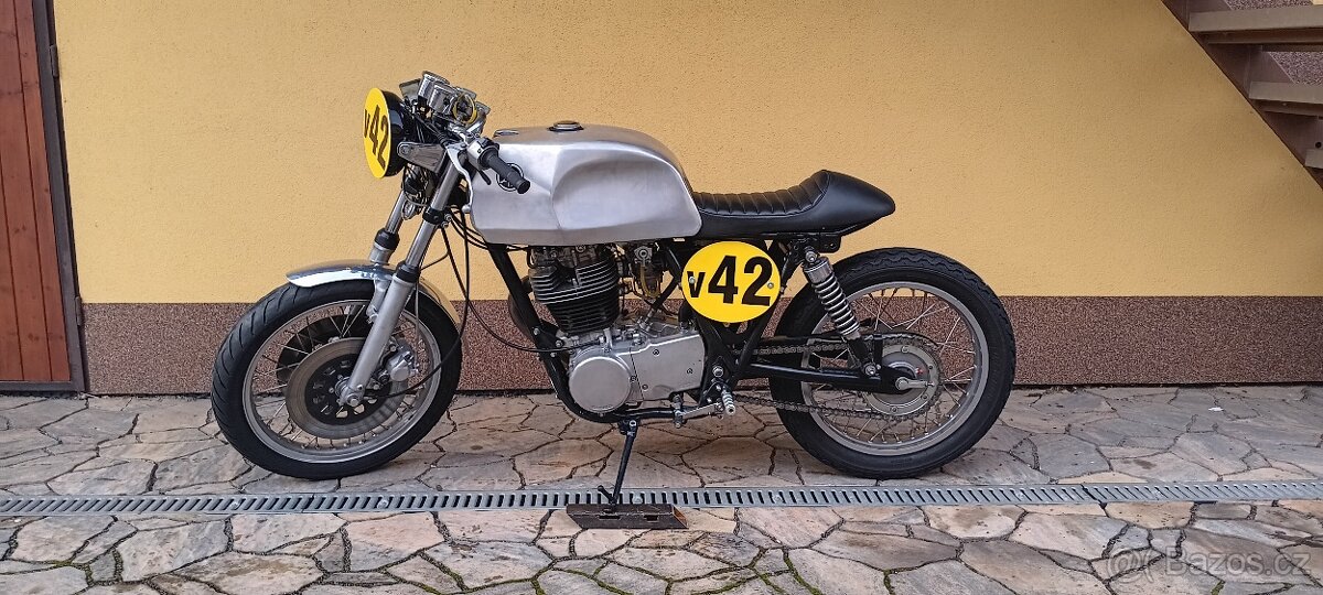 Yamaha SR500 - 3