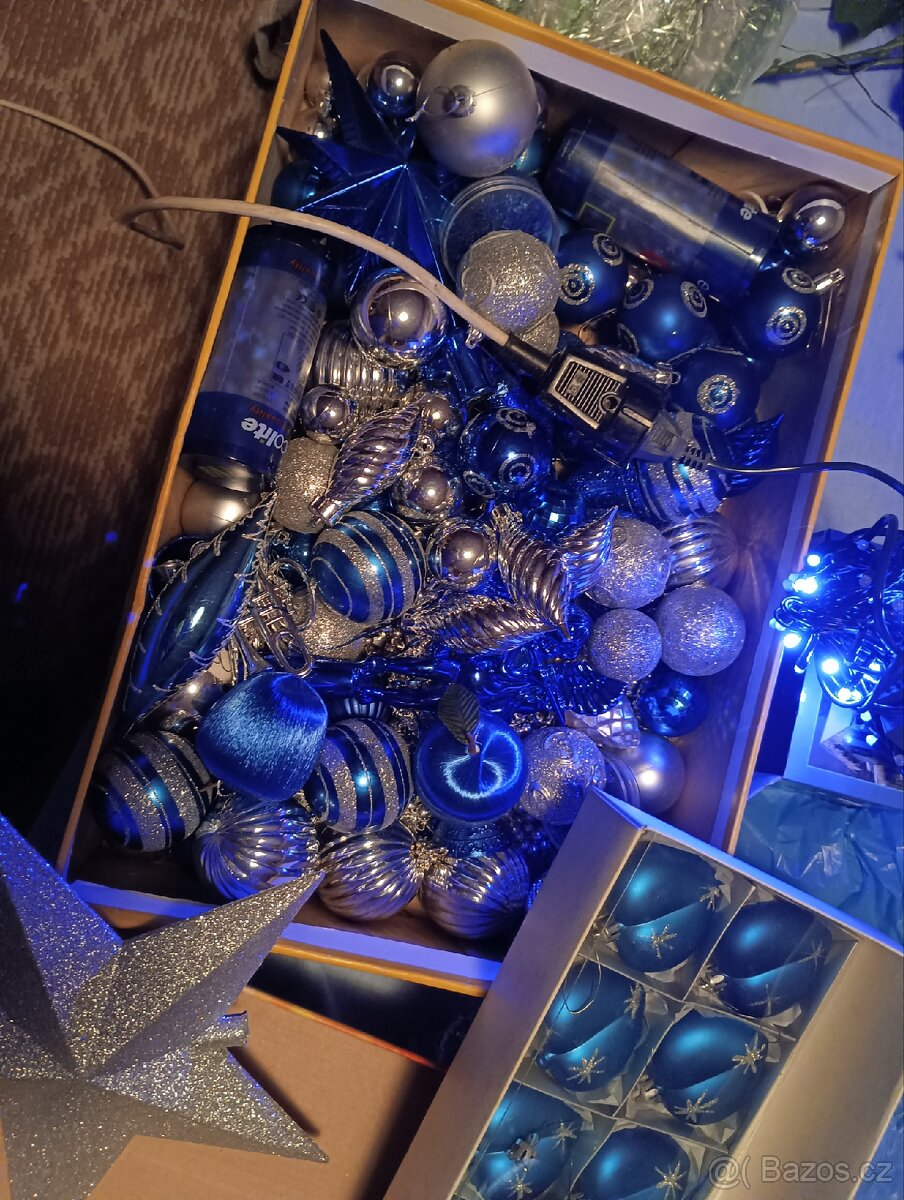 Modré vánoční ozdoby - 3