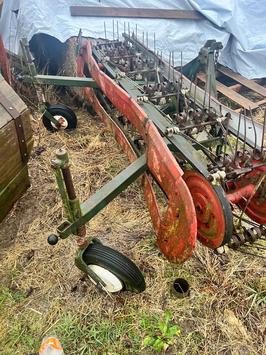 Obraceč a shrnovač ton - 3