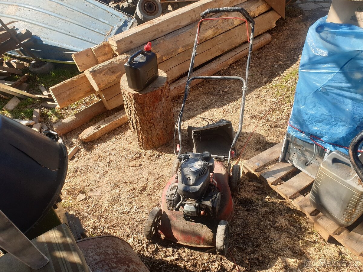 Benzinové sekačky na opravu díly - 3