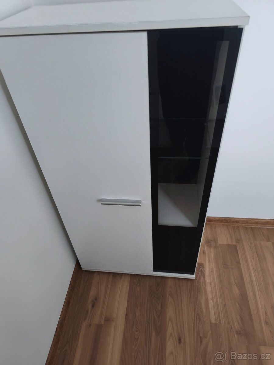 Obývací stěna+ komoda - 3
