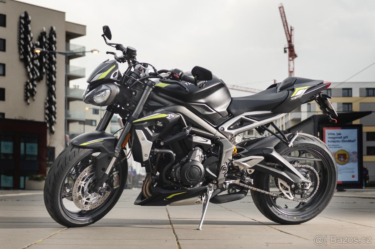 2021 Triumph Street Triple 765 - 9 210 km