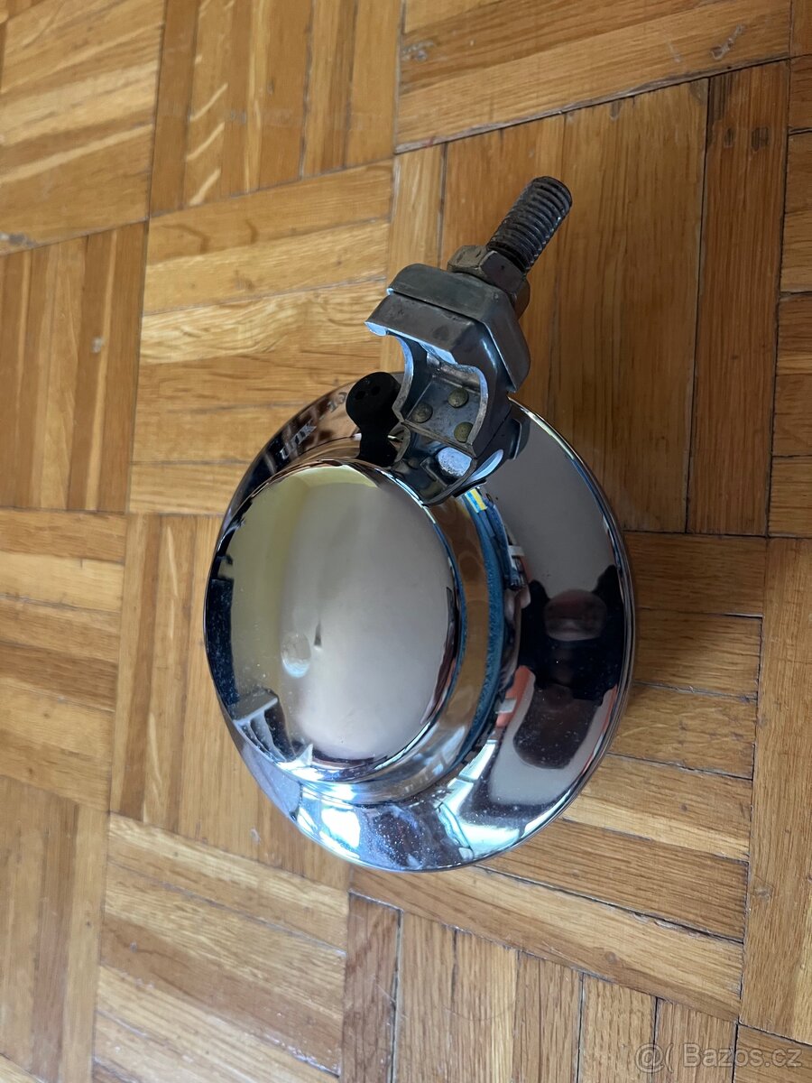 Rezervace Přídavné světlo PAL - 3