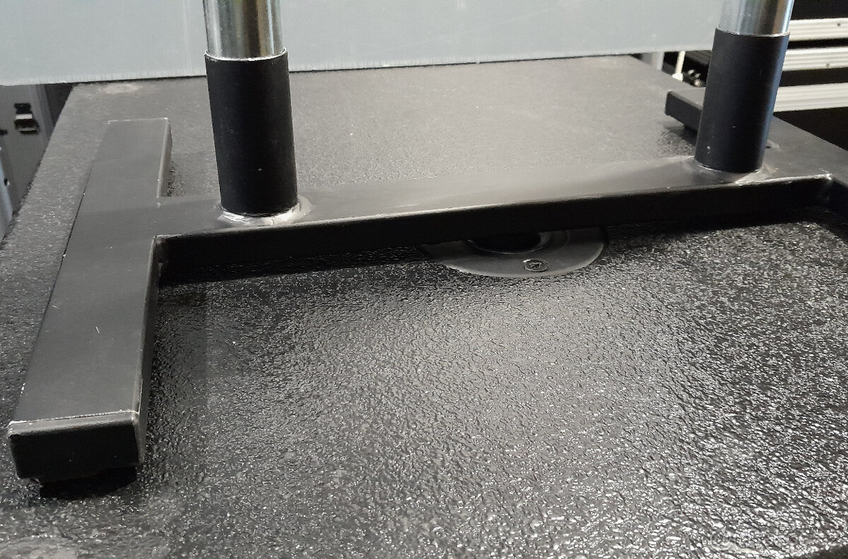 Stojany pro dva reproduktory na subwoofer 2 sady - 3