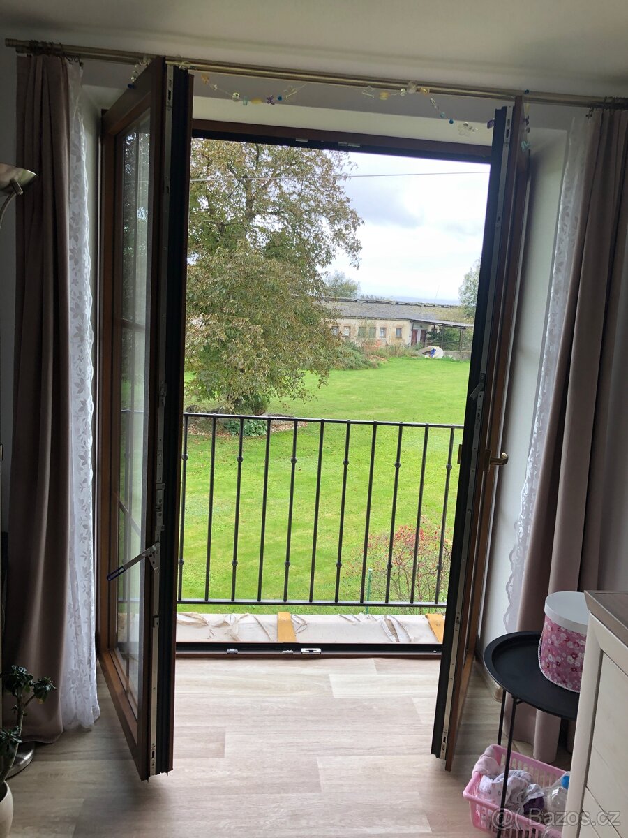 Prodám dveře Oknotherm zlatý dub190x231cm - 3