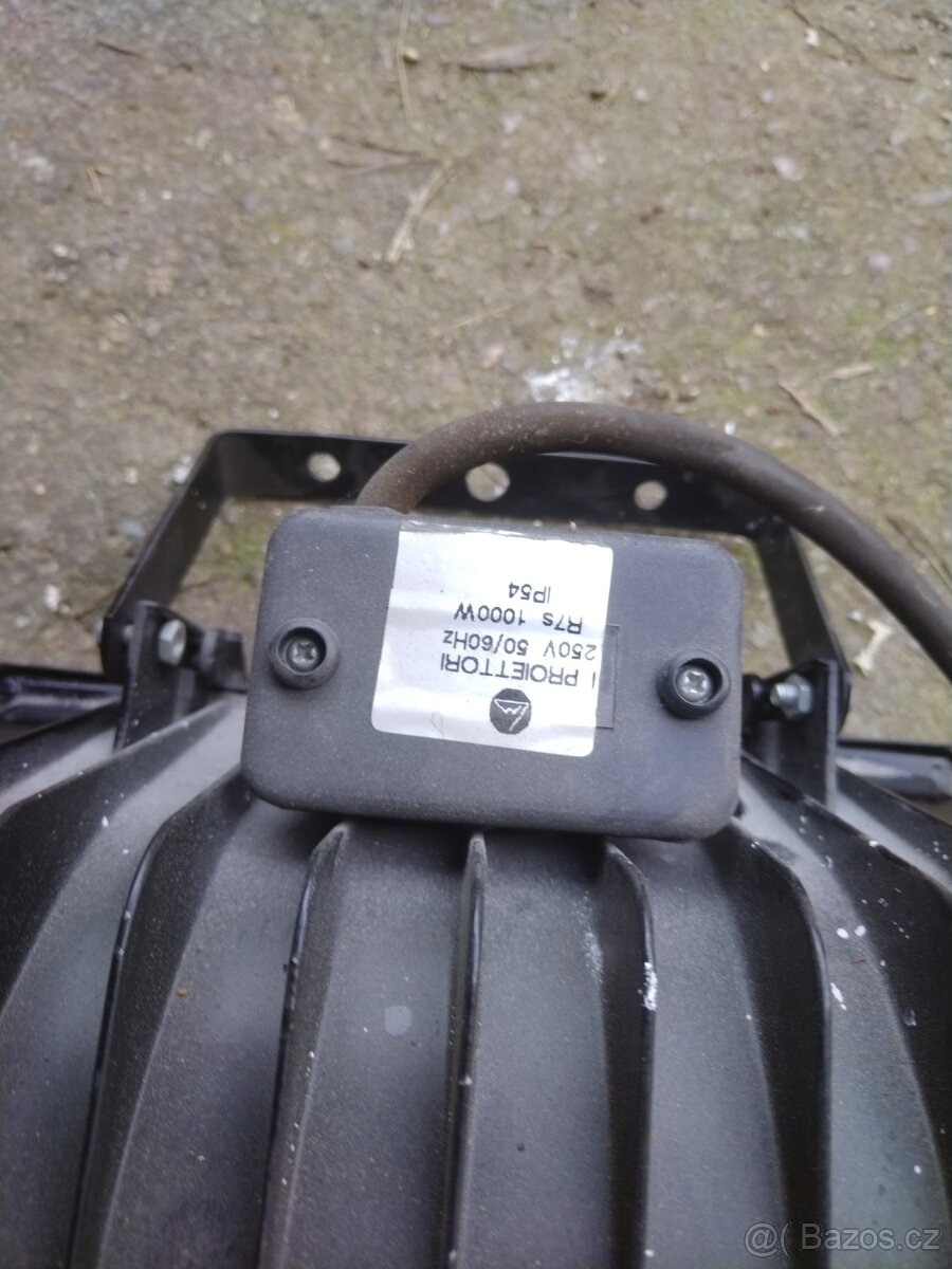 Halogenove svitidlo - 3