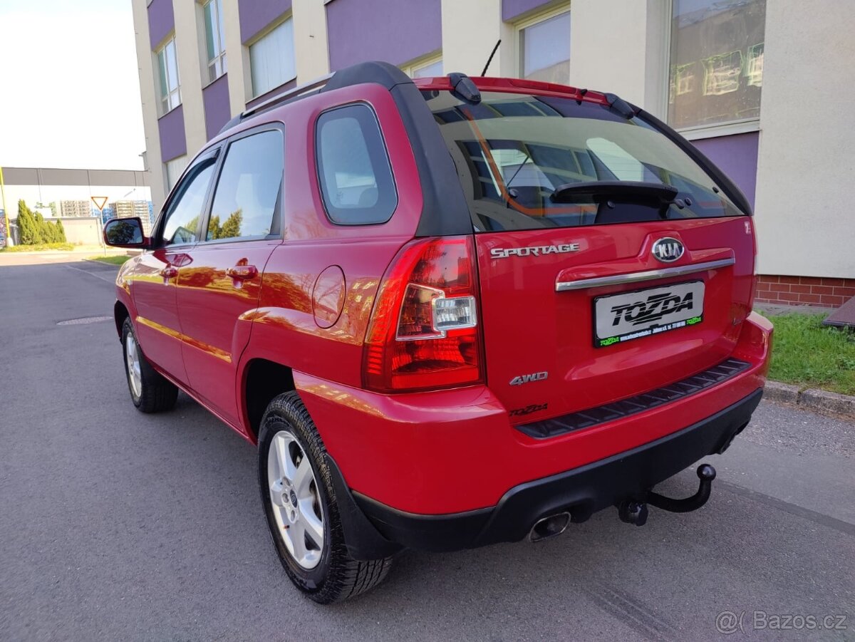 Kia Sportage 2,0 CRDi 4WD /servis/pneu - 3