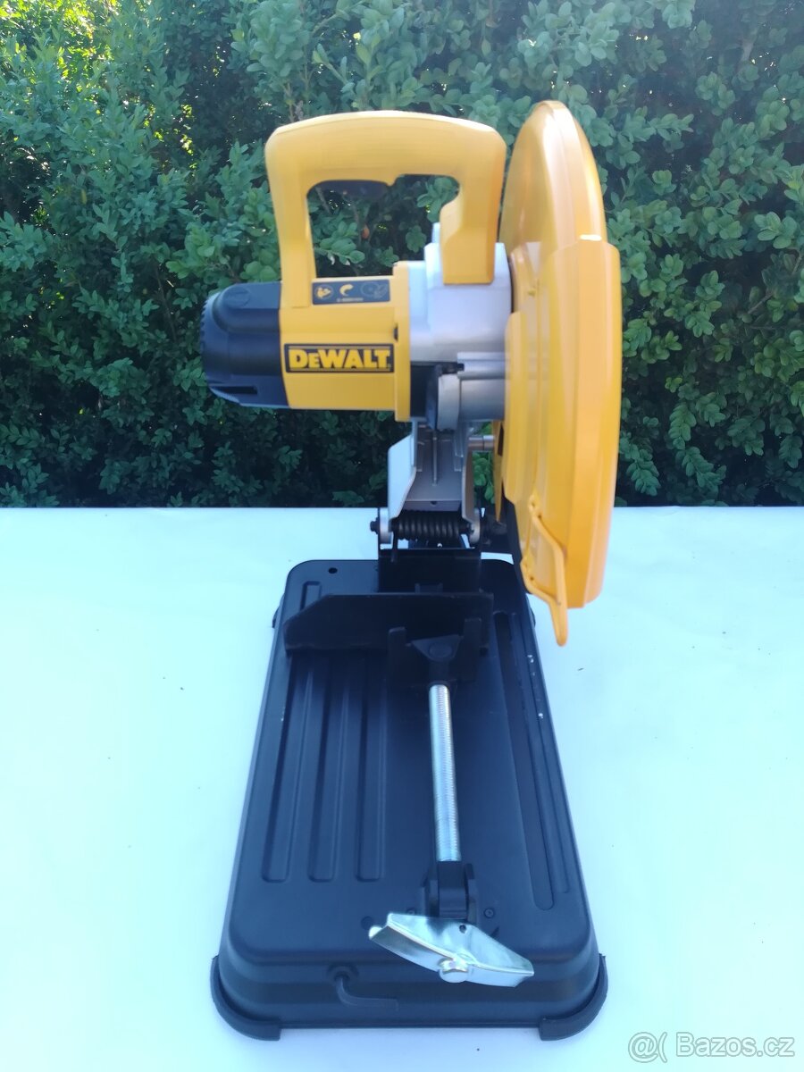 Rozbrušovačka Dewalt D28730 - 3