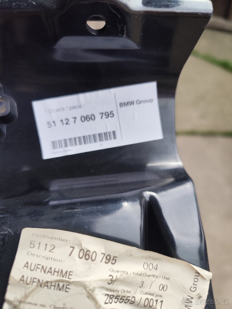 BMW E60/E61 držák nárazníku - 3