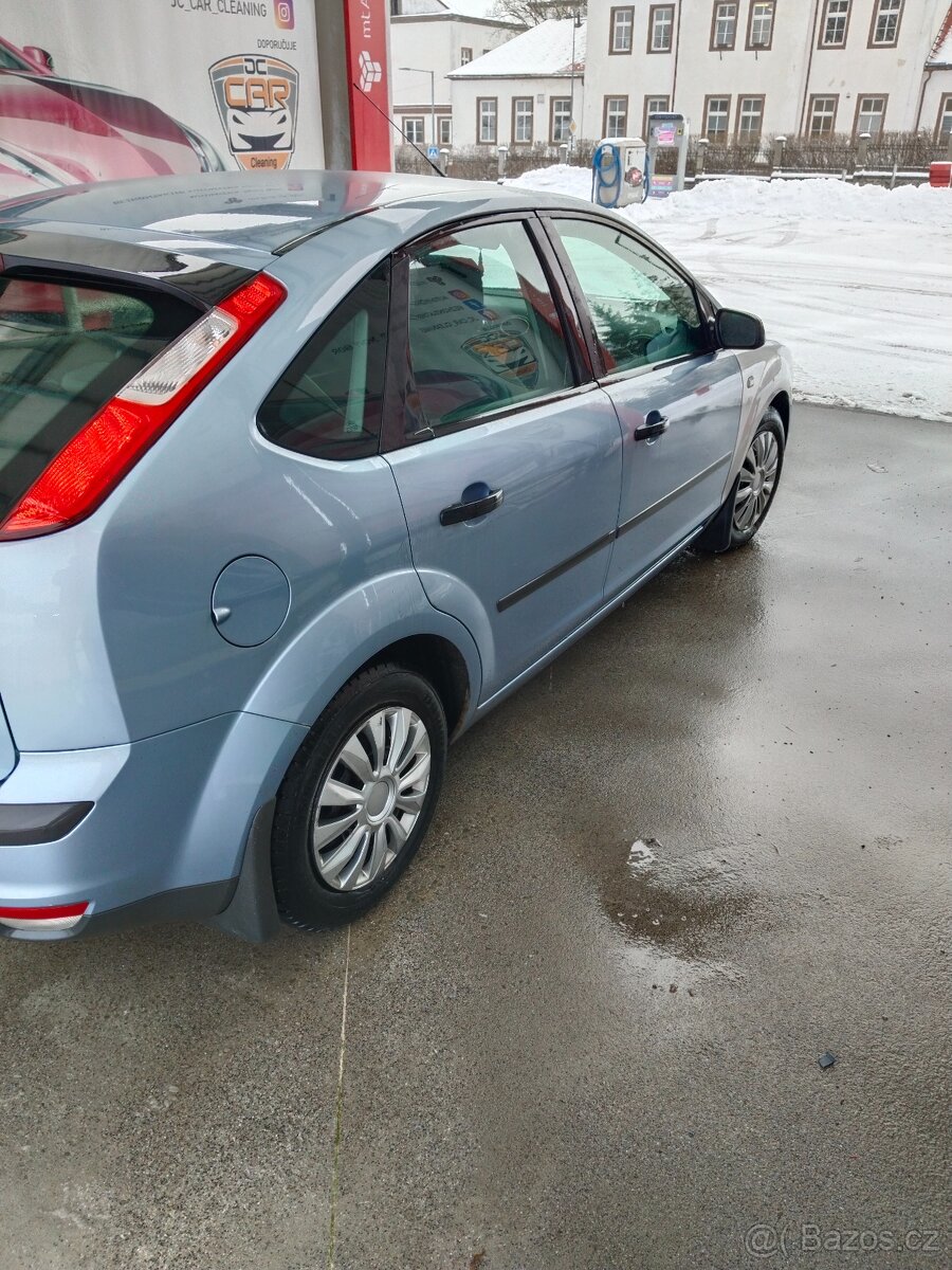 Prodám Ford focus 1.6 tdci - 3