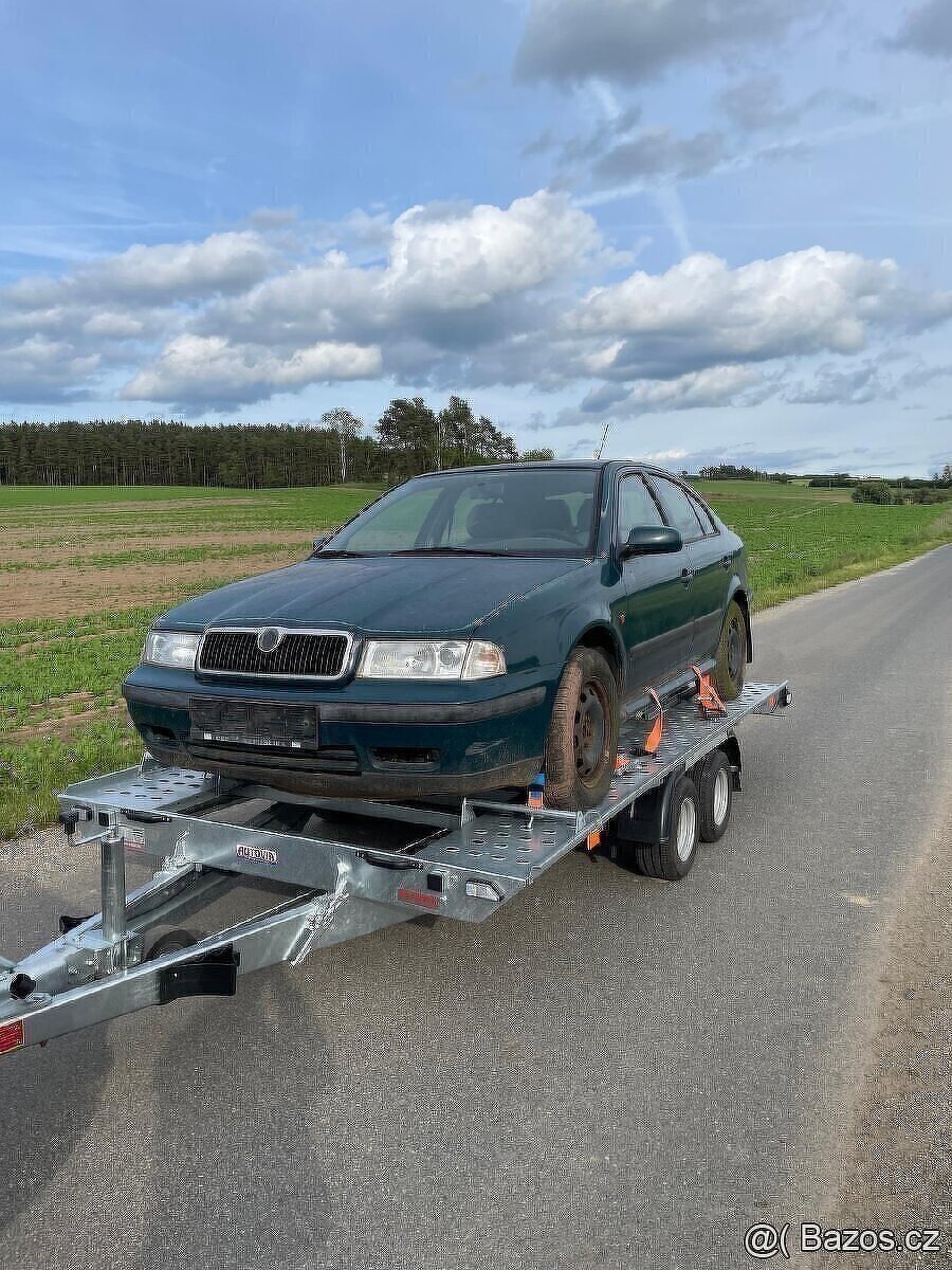 Škoda Octavia I 1.6 MPI na díly - 3