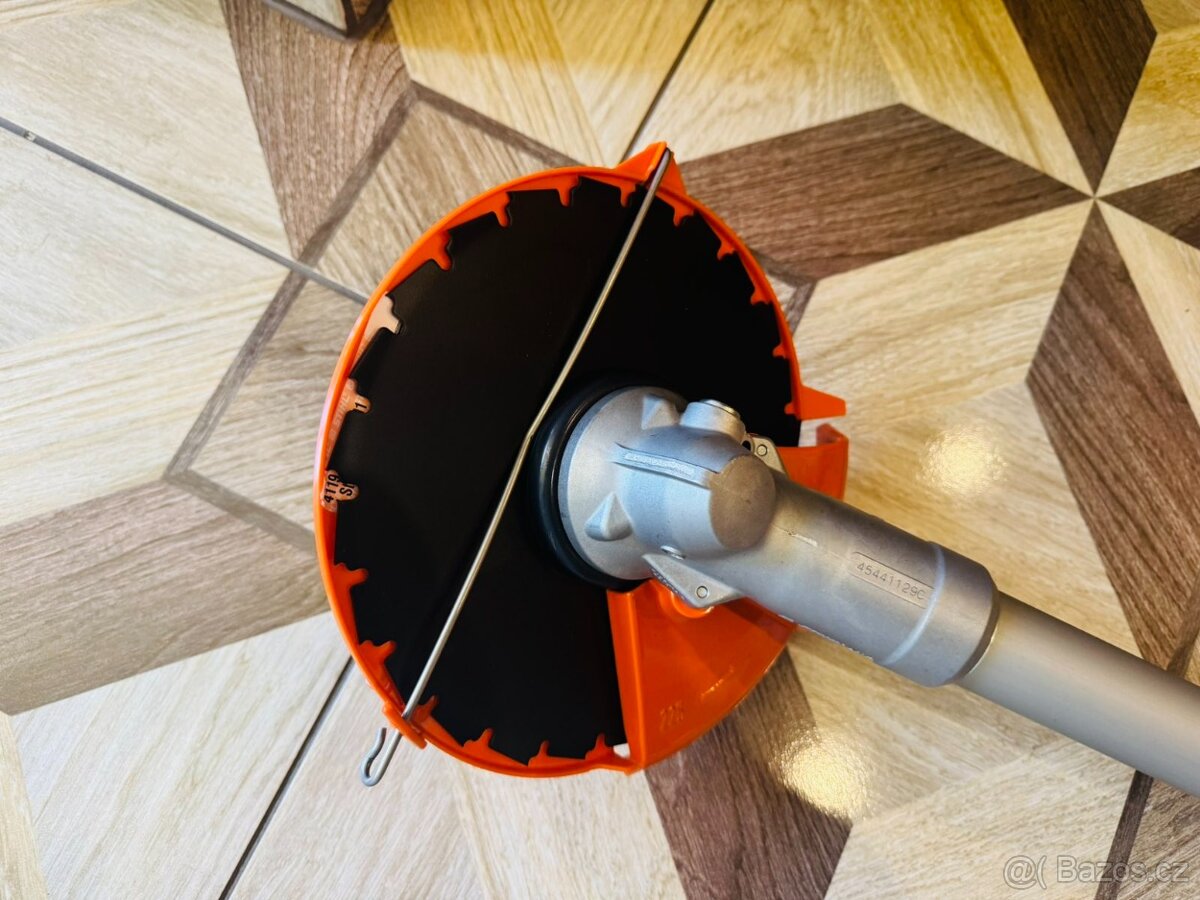 Krovinorez Stihl FS 561 C-EM - 3