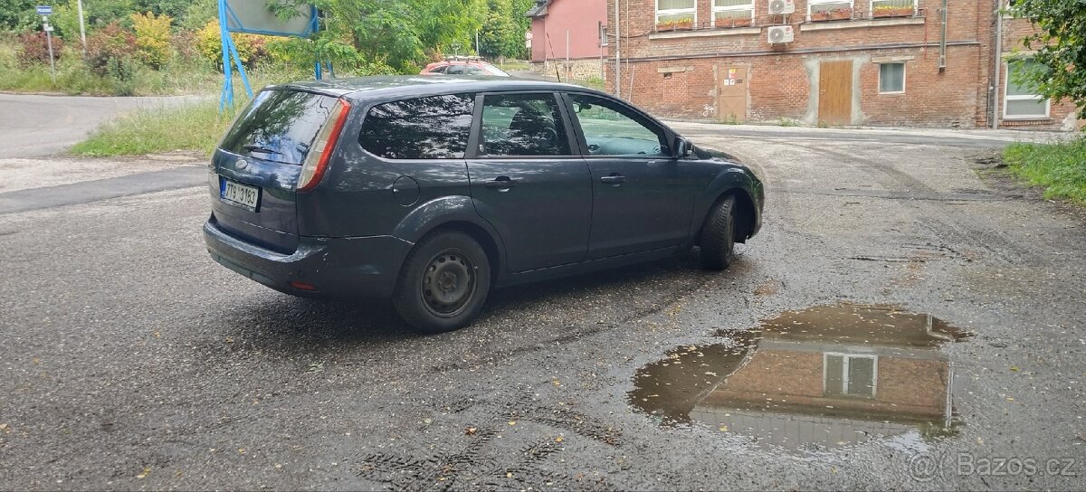 Ford Focus 2009 - 3