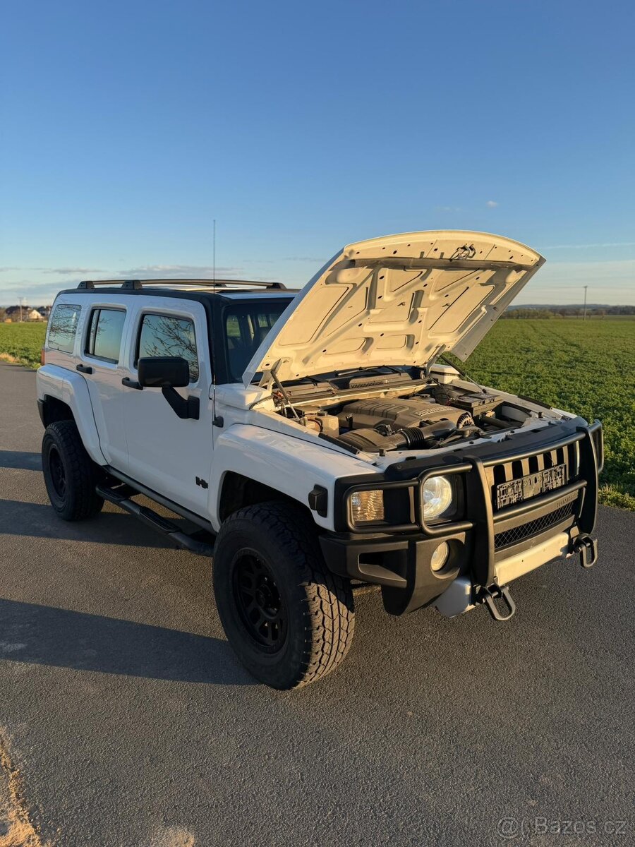 HUMMER H3 ALPHA V8 - 3