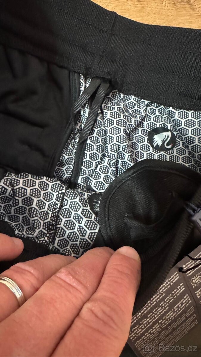prada luxusne teplaky vel M - 3