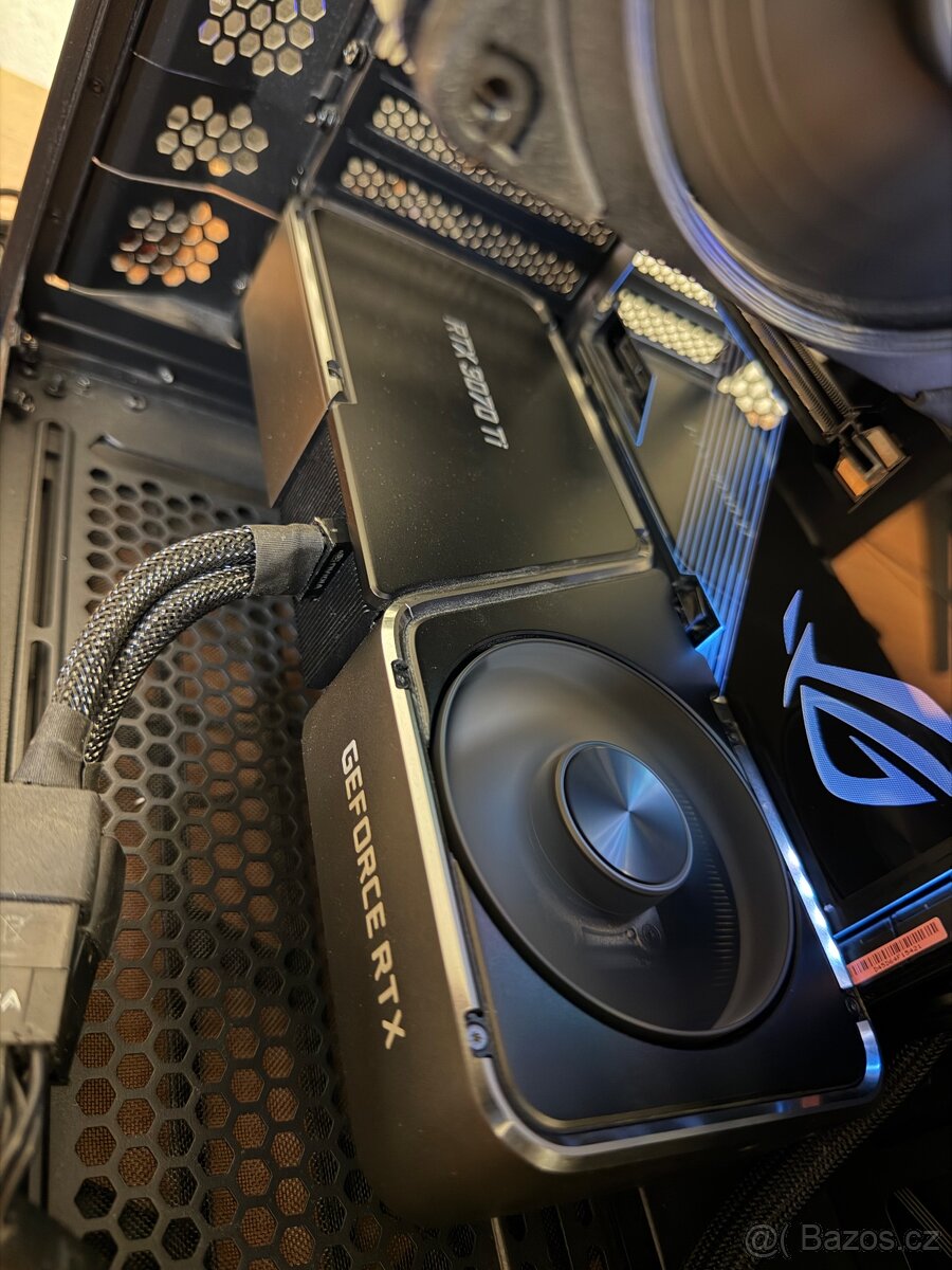 RTX 3070ti Founders Edition - 3