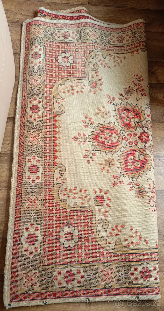Koberec ručně zhotovený - 3