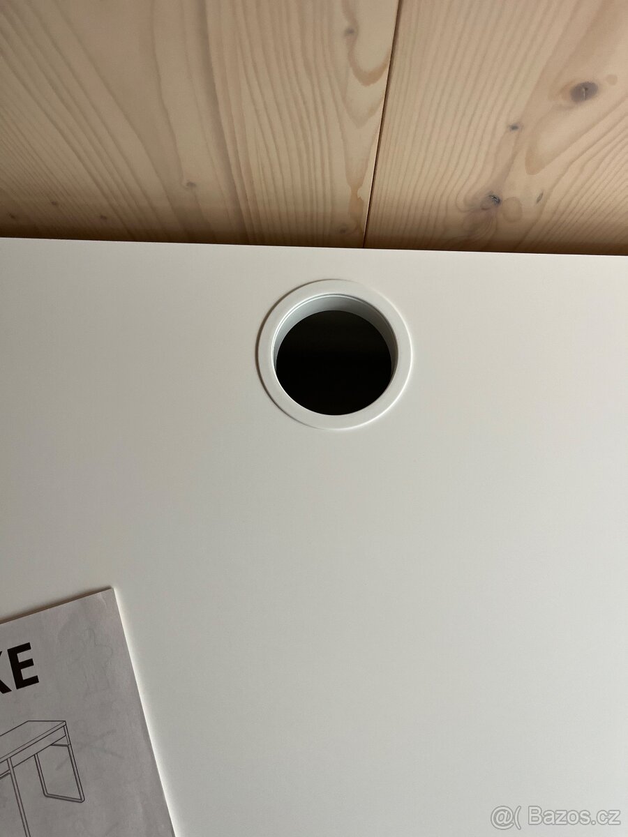 Nový pracovní stůl Ikea Micke 105x50cm - 3