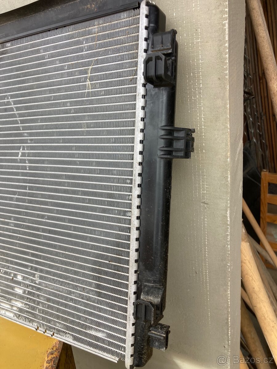 CHLADIČ Superb 3 orig. 5Q0121251GD - 3