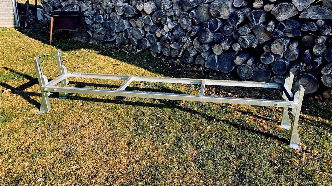 Stojan pod úle. - 3