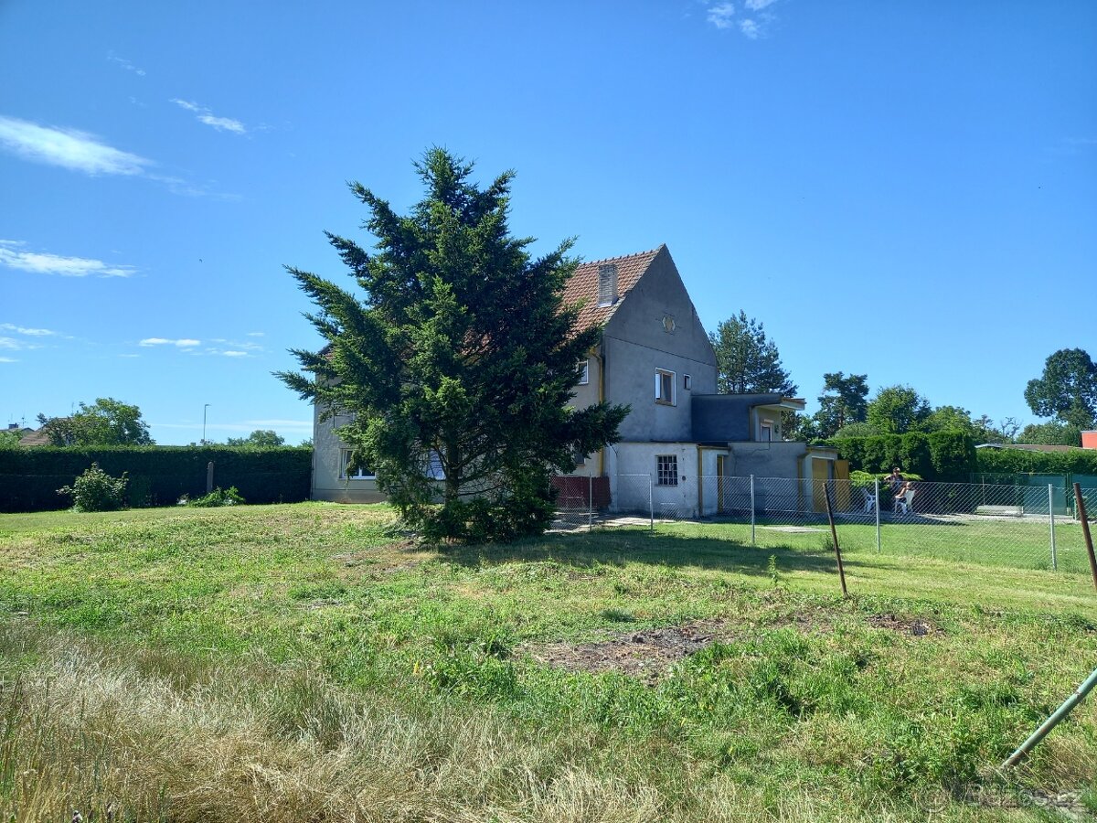 Prodej bytu se zahradou - 3