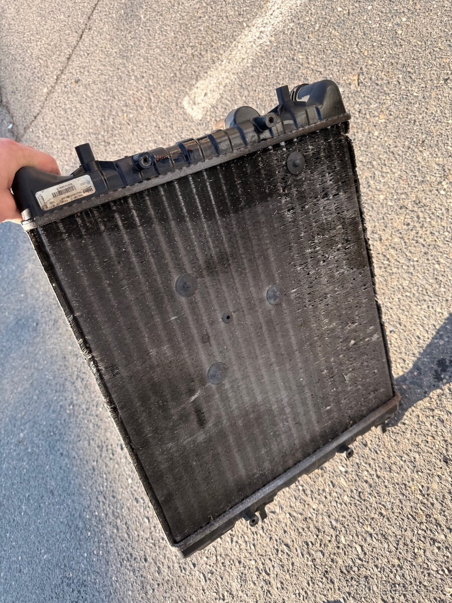 Chladič Škoda Fabia 2 1.2 benzin - 3