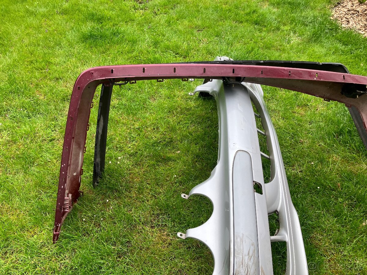 Nárazník E CLK W210 w208 - 3