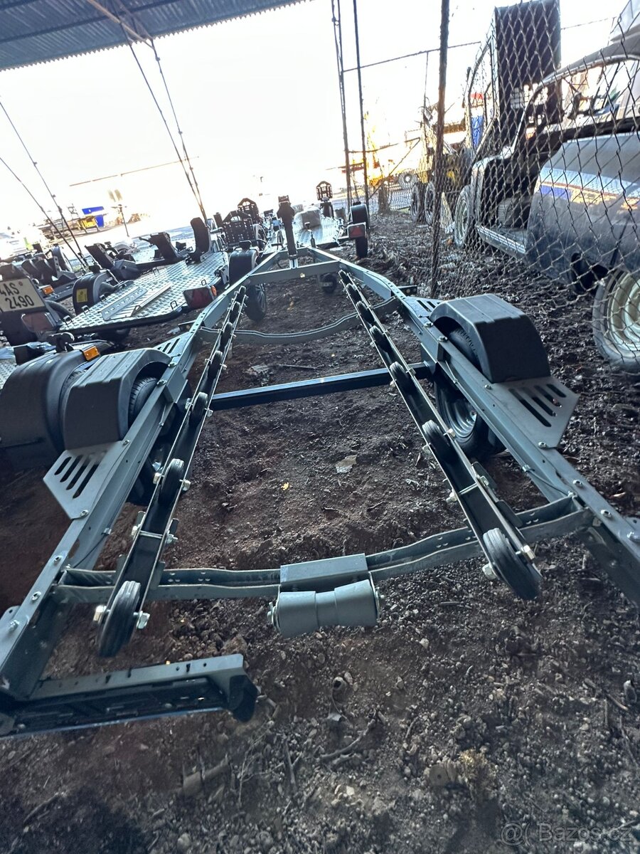 Přívěs na pramici - 3