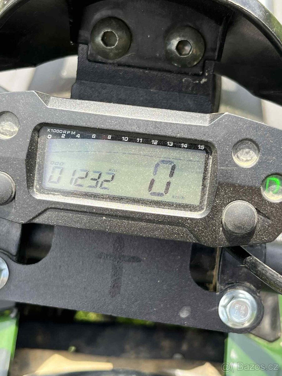 Prodám čtyřkolku 150 ccm