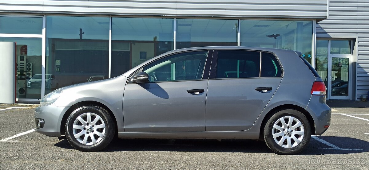 Volkswagen Golf 6 1.2 TSI 77 Kw Top Stav - 3