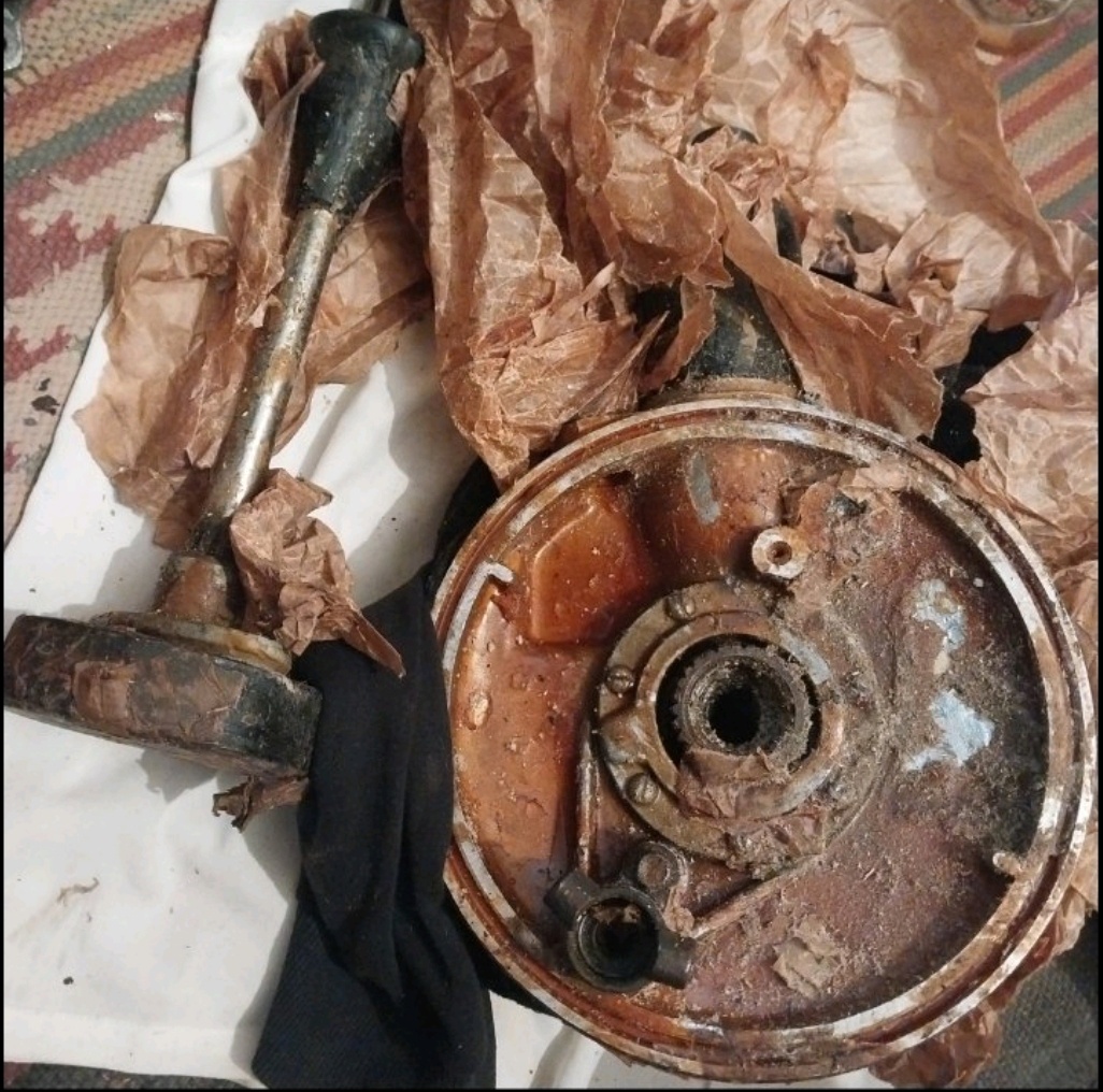 Originální díly z vojenského depozitu Dněpr Ural M72 K750 - 3