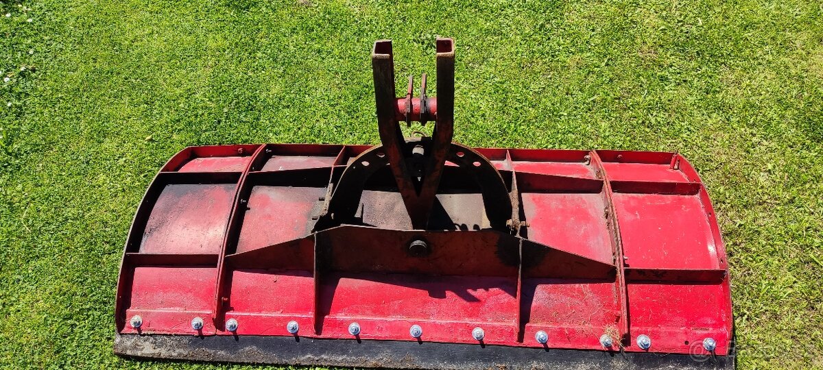 Shrnovací radlice na sníh - 3