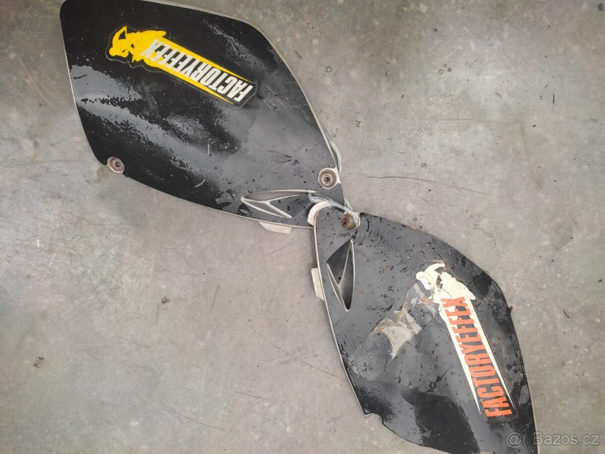 KTM EXC 520 - plasty - 3