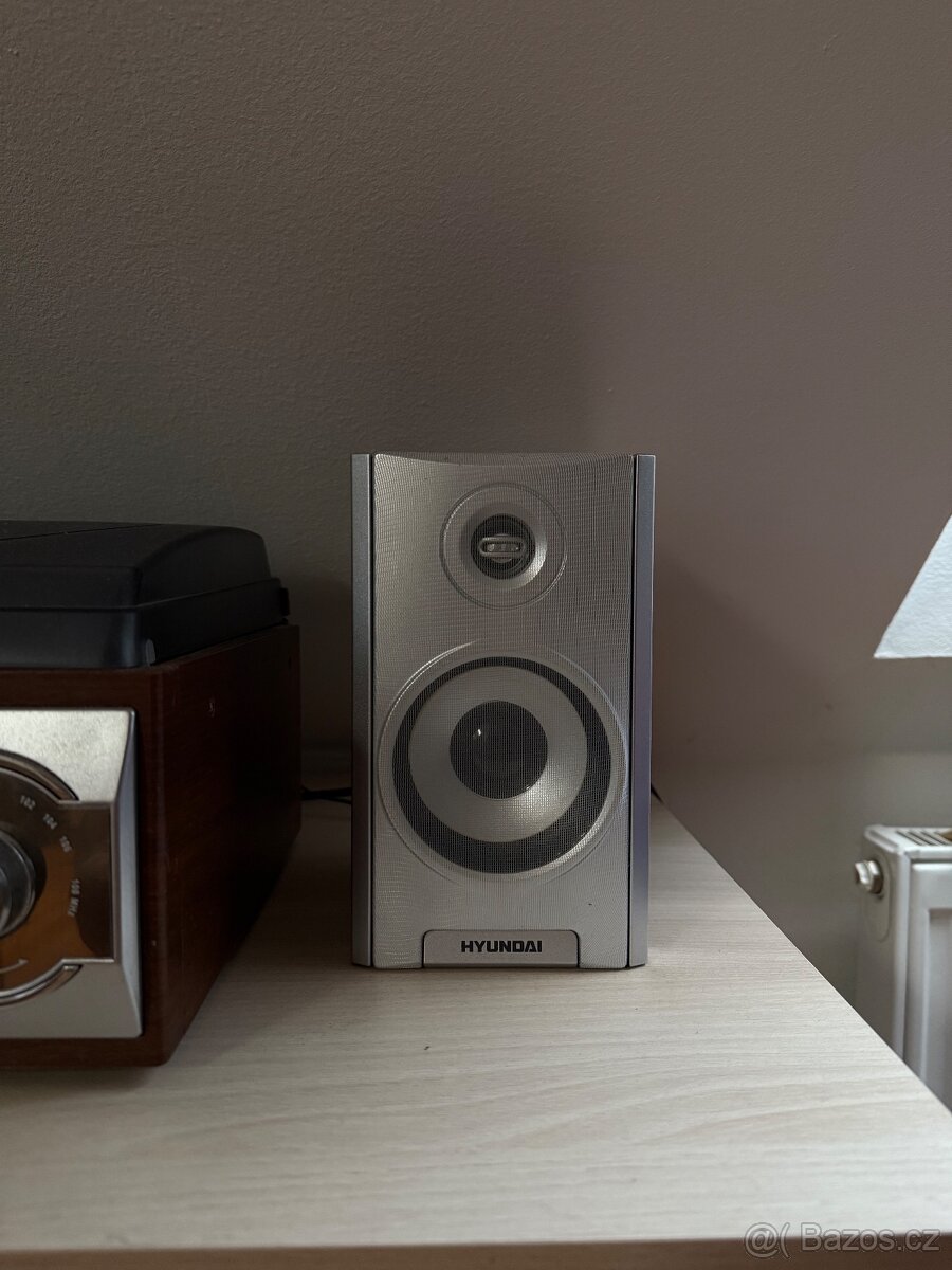 PRODÁM GRAMOFON HYUNDAI - 3