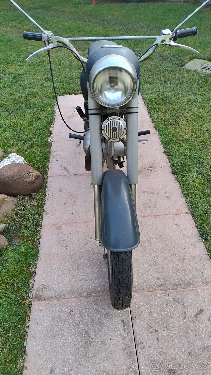 Jawa 250-353 kývačka, první vlastník můj otec - 3